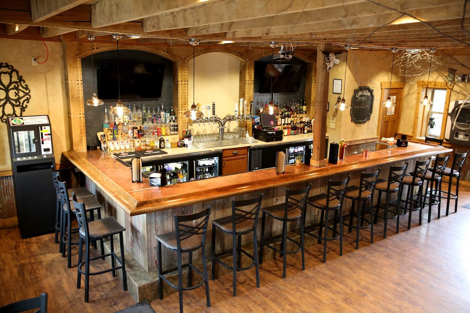 Collin's Deck Bar — photo 1