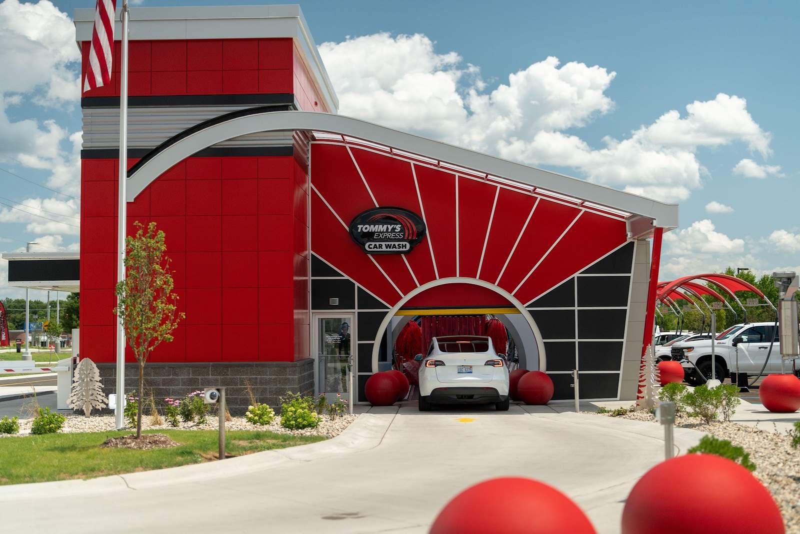 Tommy's Express® Car Wash — photo 2