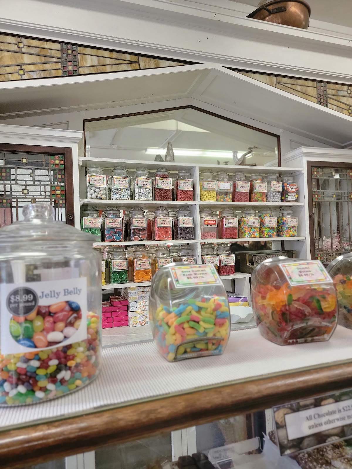 Candyman On Main — photo 2