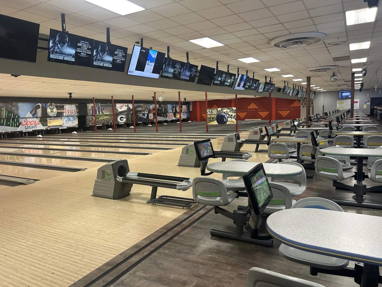 King Pin Bowl & Ale House — photo 1